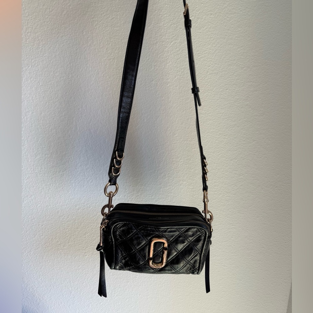 Marc Jacobs Black Quilted Crossbody Bag